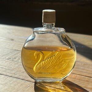 Vintage 80’s - 90’s Gloria Vanderbilt Eau de Toilette Perfume Not a Spray